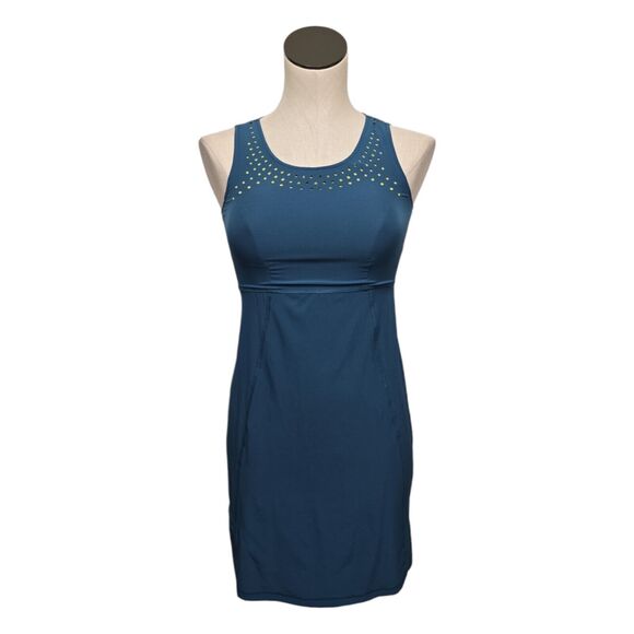 Title Nine Shelter Smelter Dress Size 2 Trellis Built In Bra Updated Sporty - Picture 1 of 11